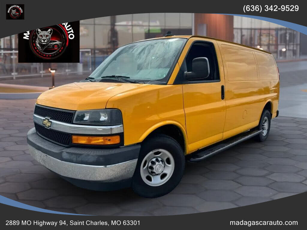 2019 CHEVROLET Express