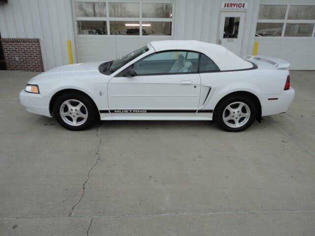 2002 FORD Mustang