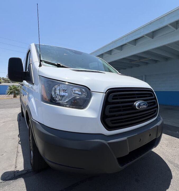 2018 FORD Transit