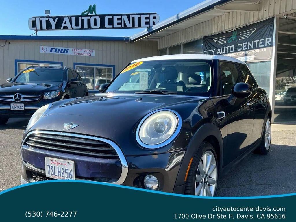 2016 MINI Cooper
