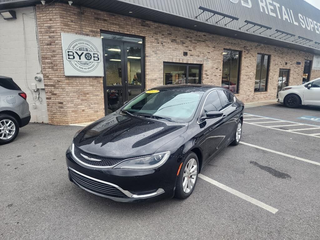 2017 CHRYSLER 200