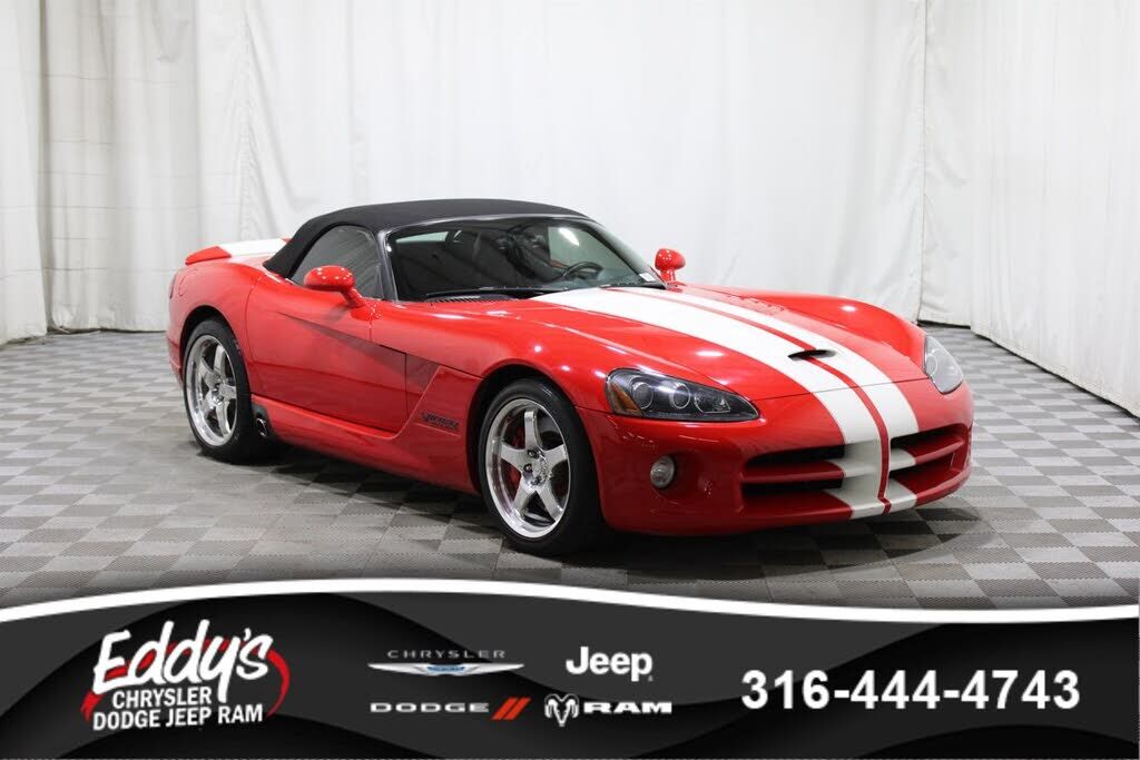 2004 DODGE Viper