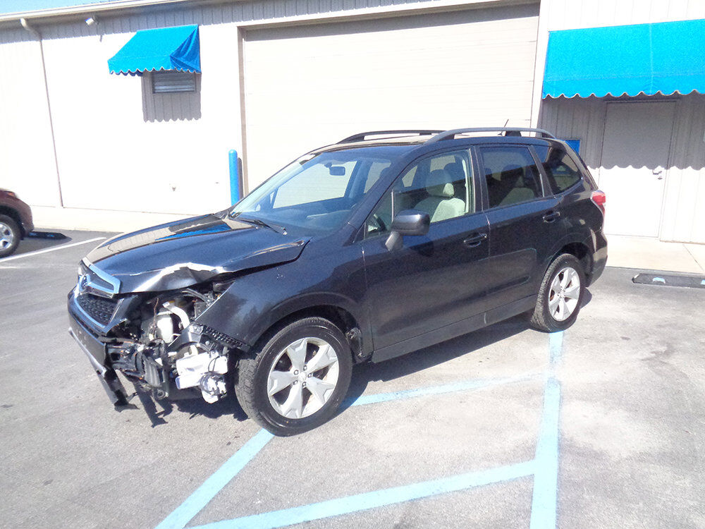 2015 SUBARU Forester
