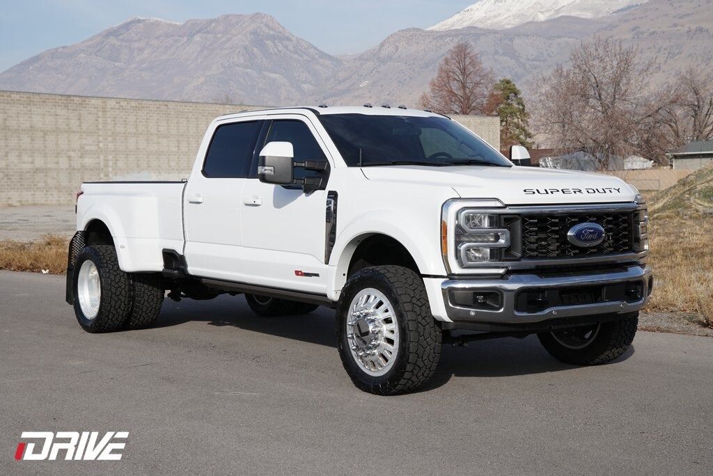 2023 FORD F-450