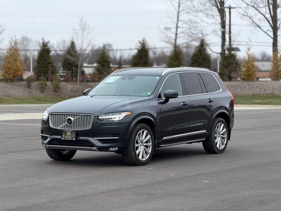 2016 VOLVO XC90