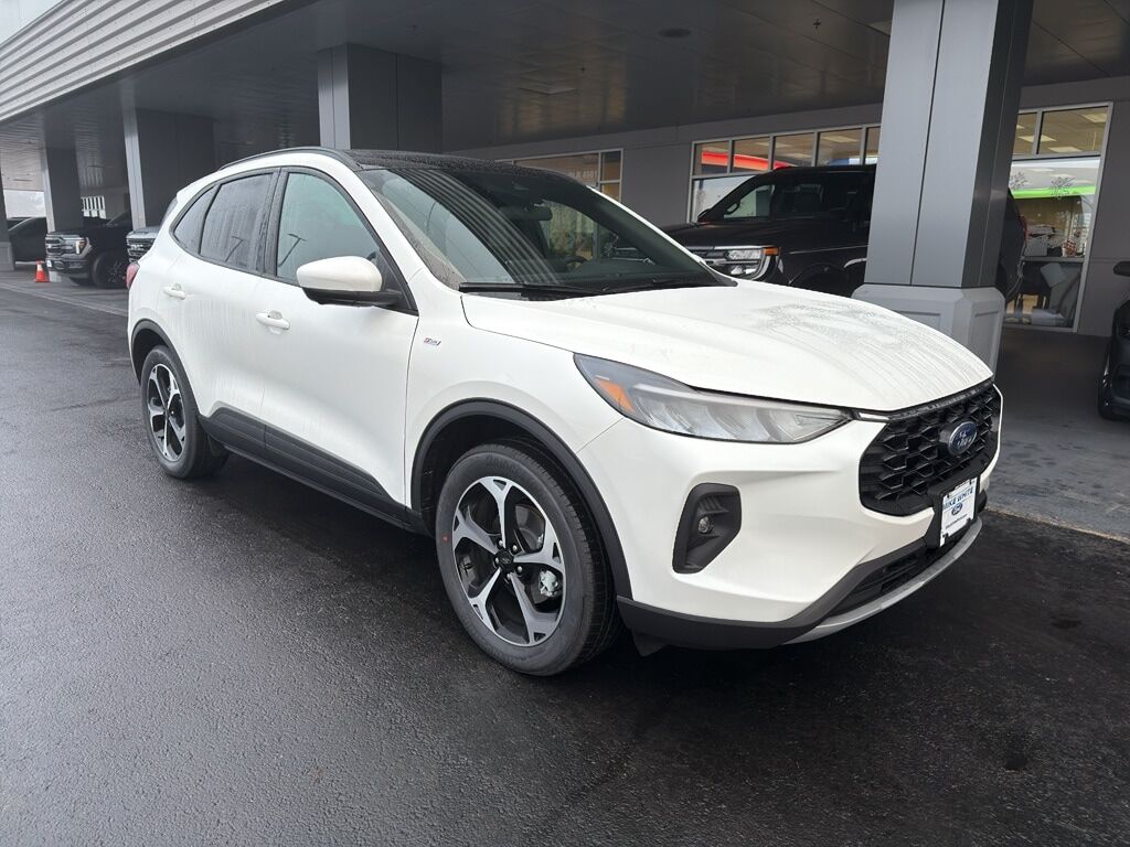 2026 FORD Escape