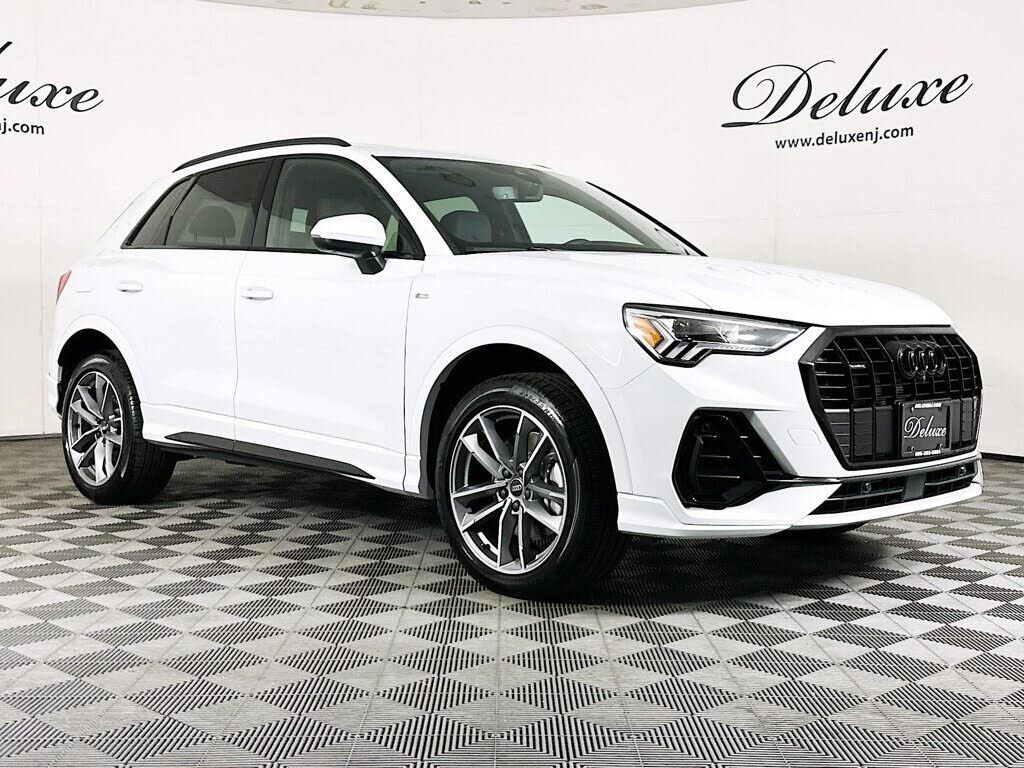 2024 AUDI Q3