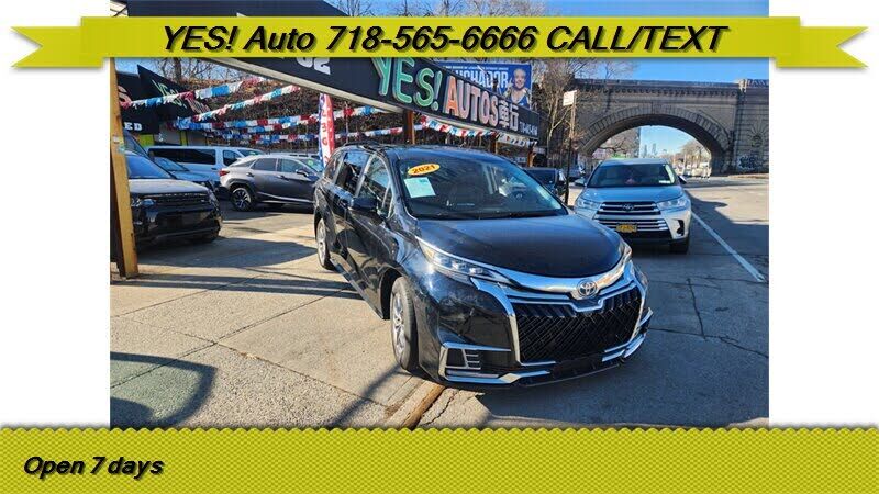 2021 TOYOTA Sienna