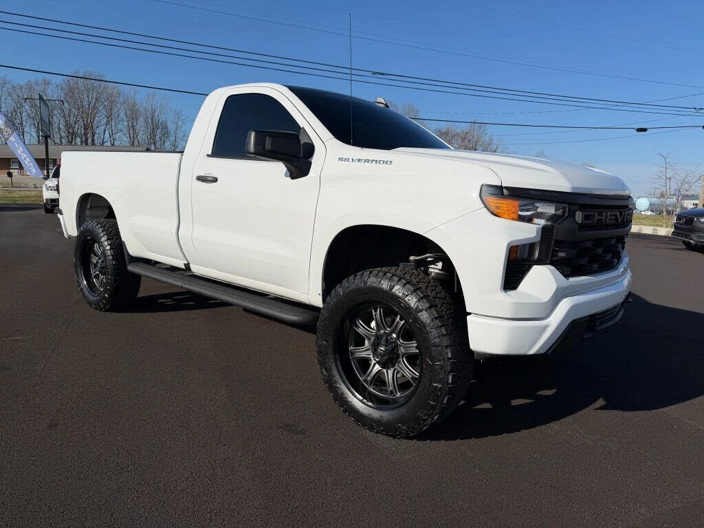 2024 CHEVROLET Silverado