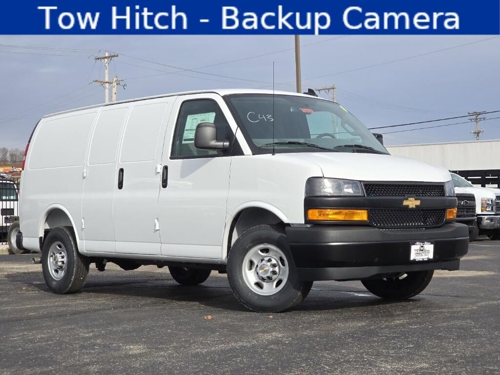2026 CHEVROLET Express