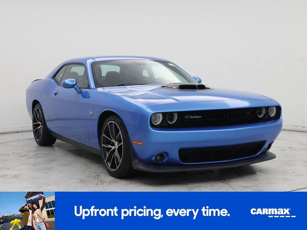 2016 DODGE Challenger