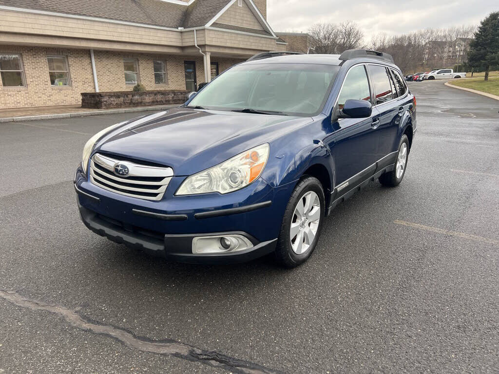 2011 SUBARU Outback