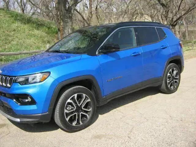 2023 JEEP Compass