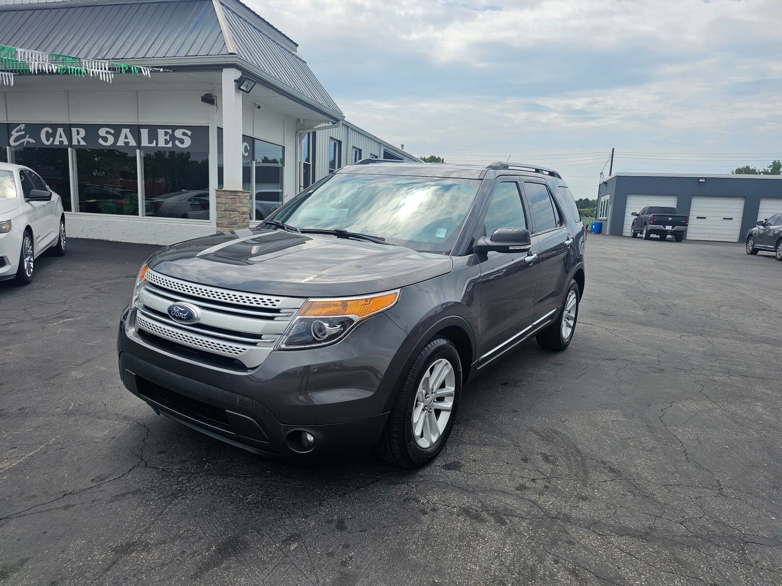 2015 FORD Explorer