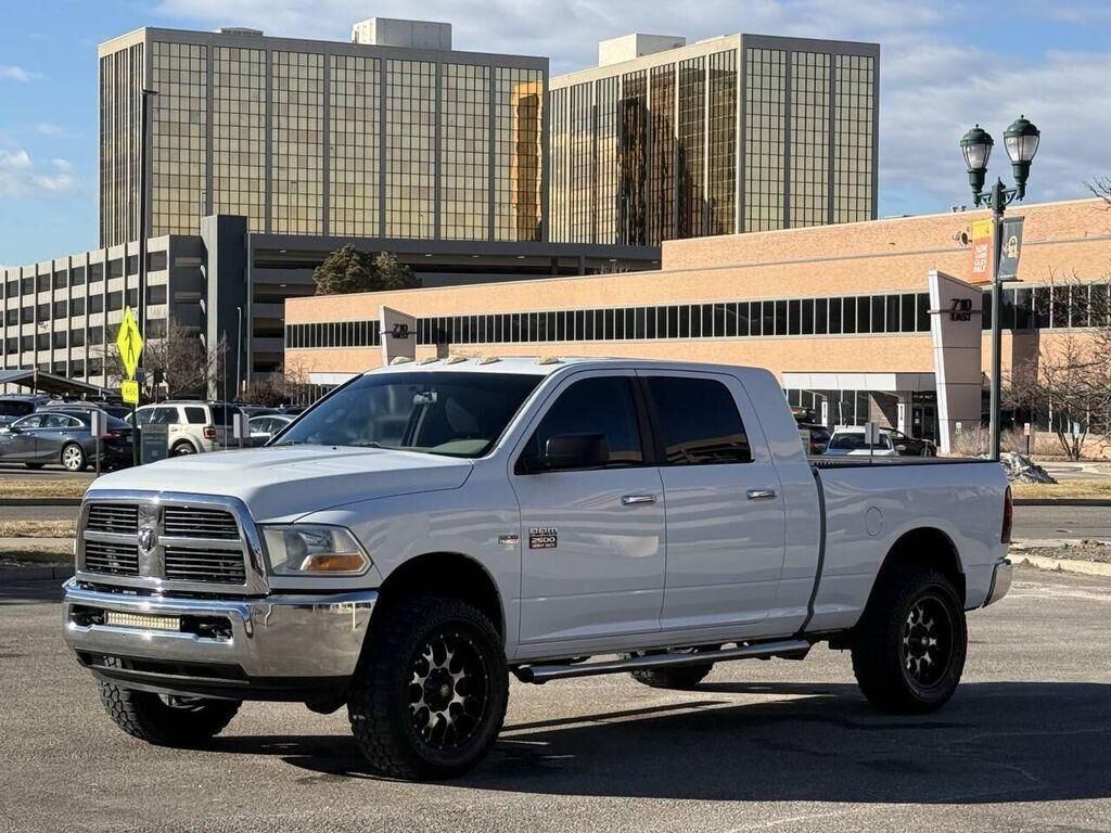 2012 DODGE Ram