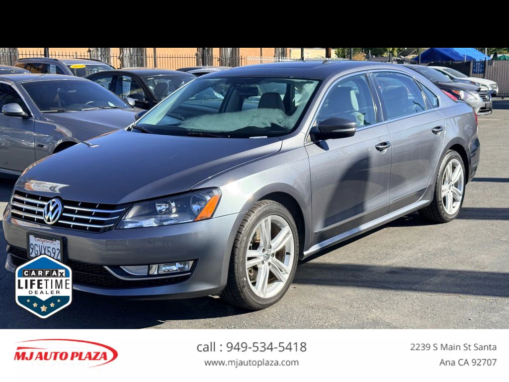 2014 VOLKSWAGEN Passat