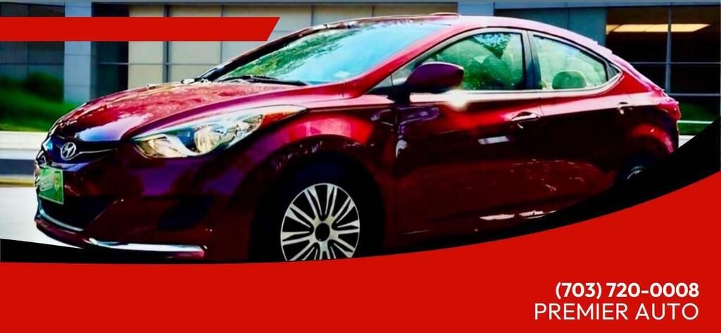 2013 HYUNDAI Elantra