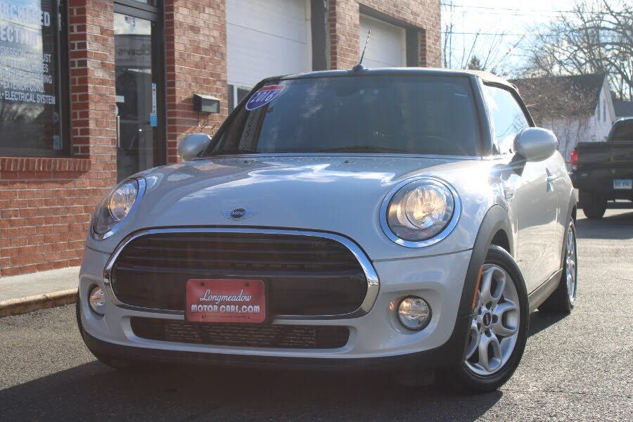 MINI Cooper Convertible