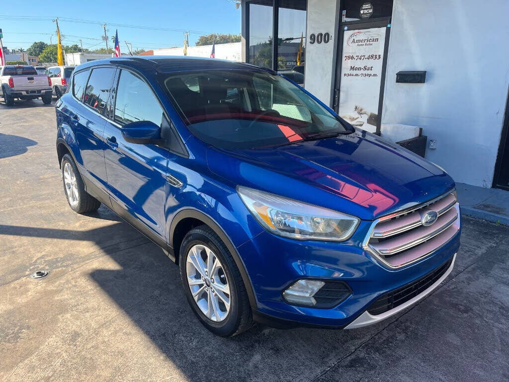 2017 FORD Escape