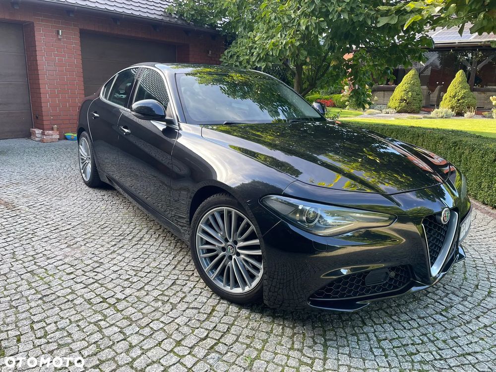 Alfa Romeo Giulia (952)