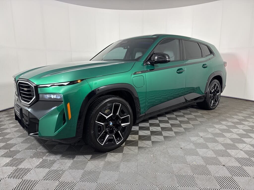 2025 BMW XM