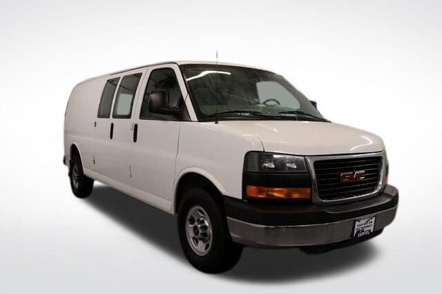 2015 GMC Savana