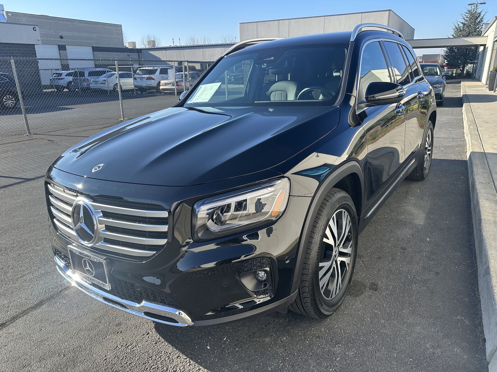 2025 MERCEDES-BENZ GLB-Class