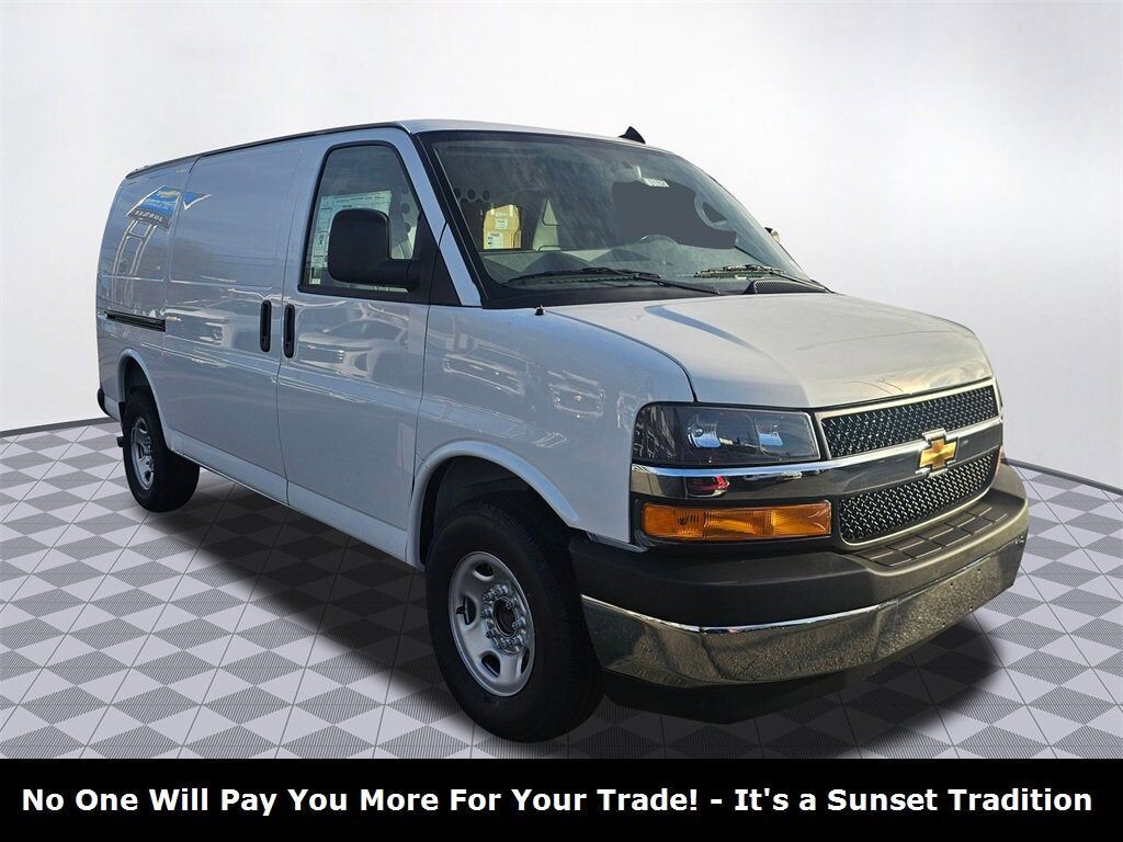 2025 CHEVROLET Express
