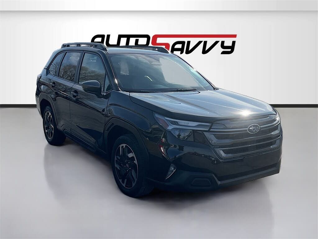 2025 SUBARU Forester
