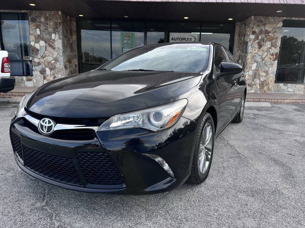 2017 TOYOTA Camry