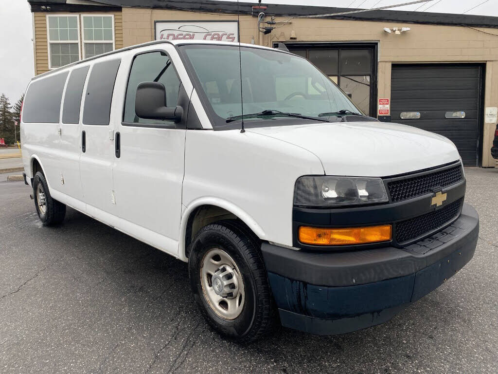 2018 CHEVROLET Express