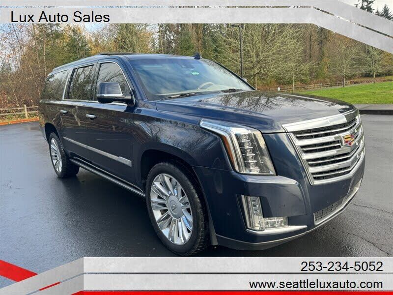 2018 CADILLAC Escalade ESV