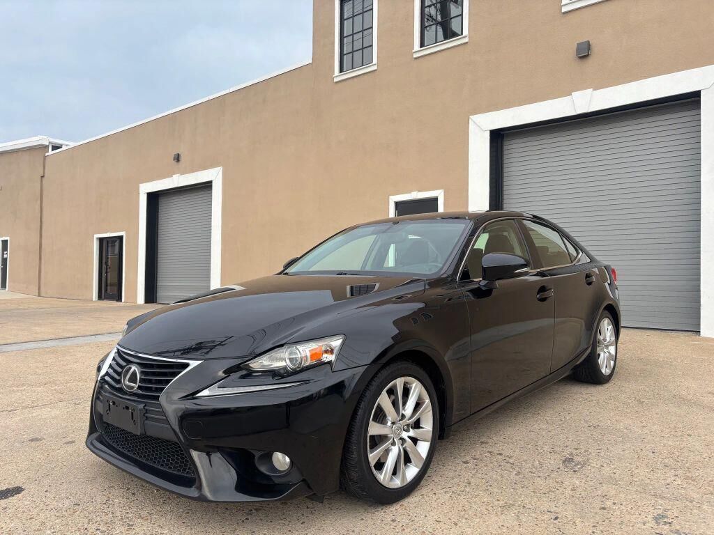 2014 LEXUS IS