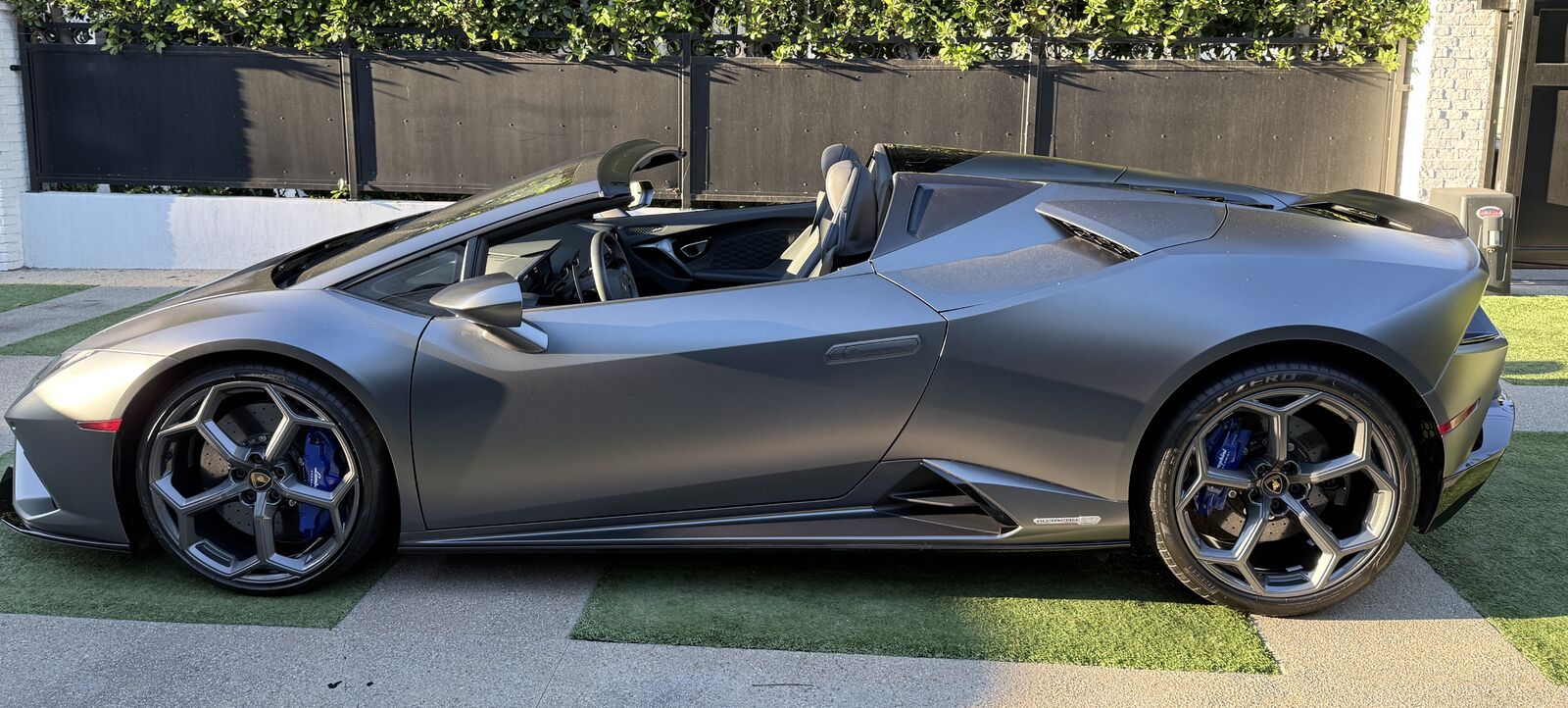 2023 LAMBORGHINI Huracan