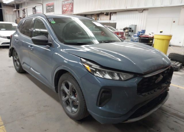 2023 FORD Escape