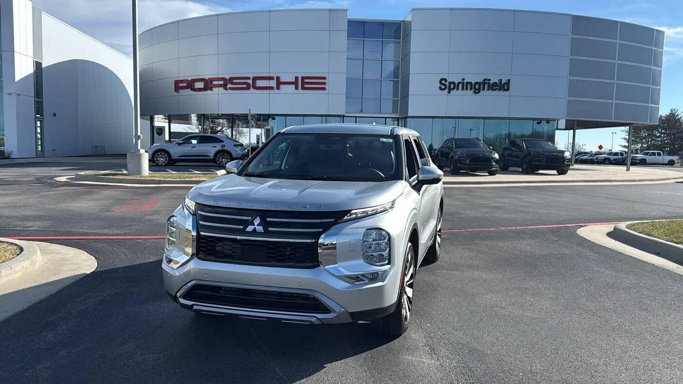 2026 MITSUBISHI Outlander