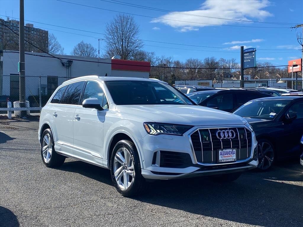2023 AUDI Q7