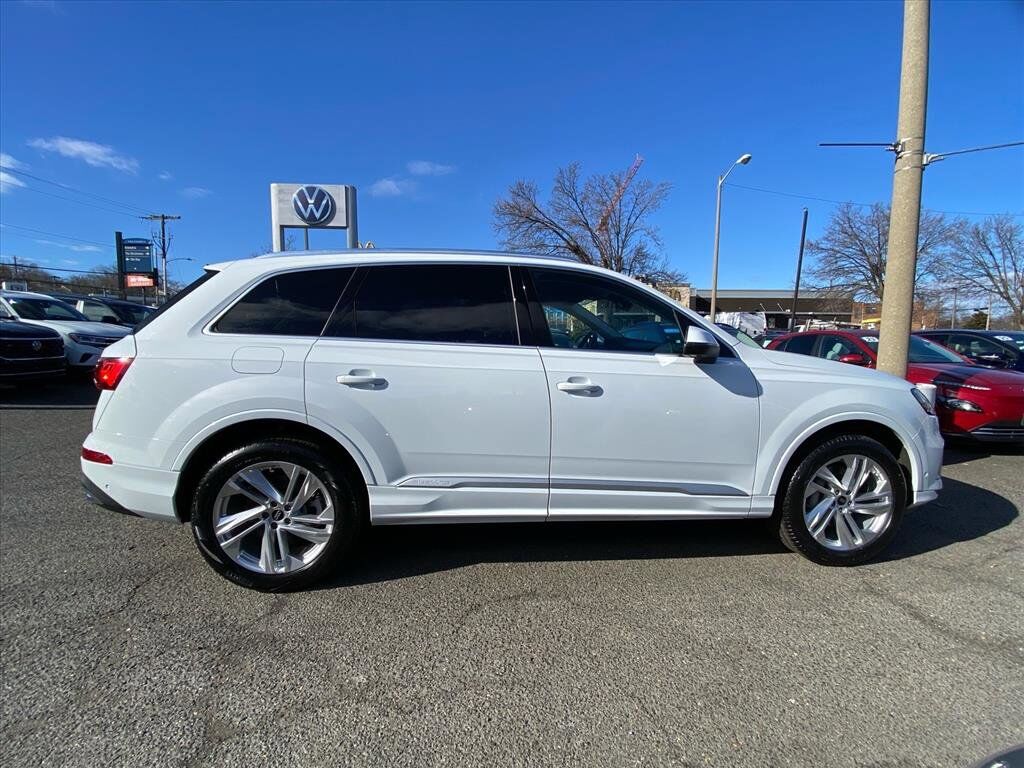 2023 Audi Q7