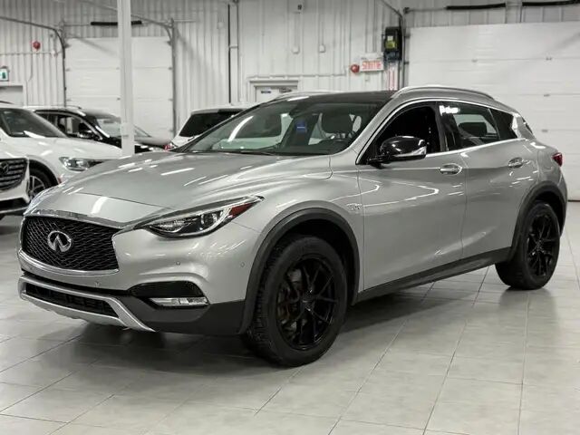 Infiniti QX30