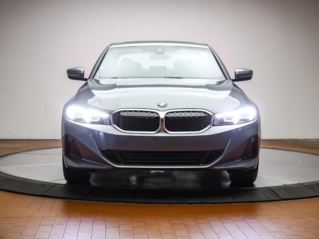2026 BMW 330i