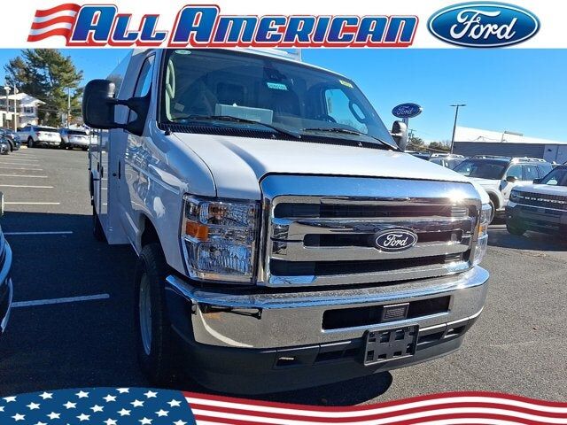 2026 FORD E-350