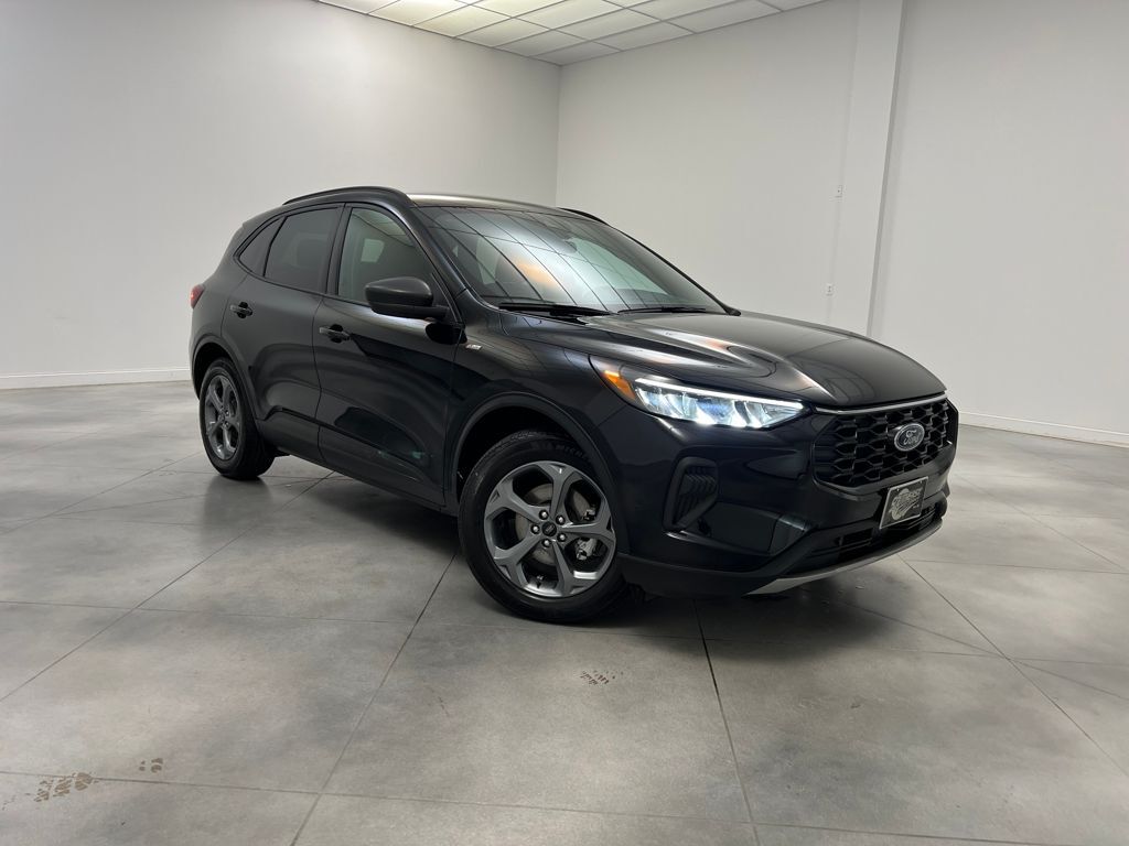 2025 FORD Escape