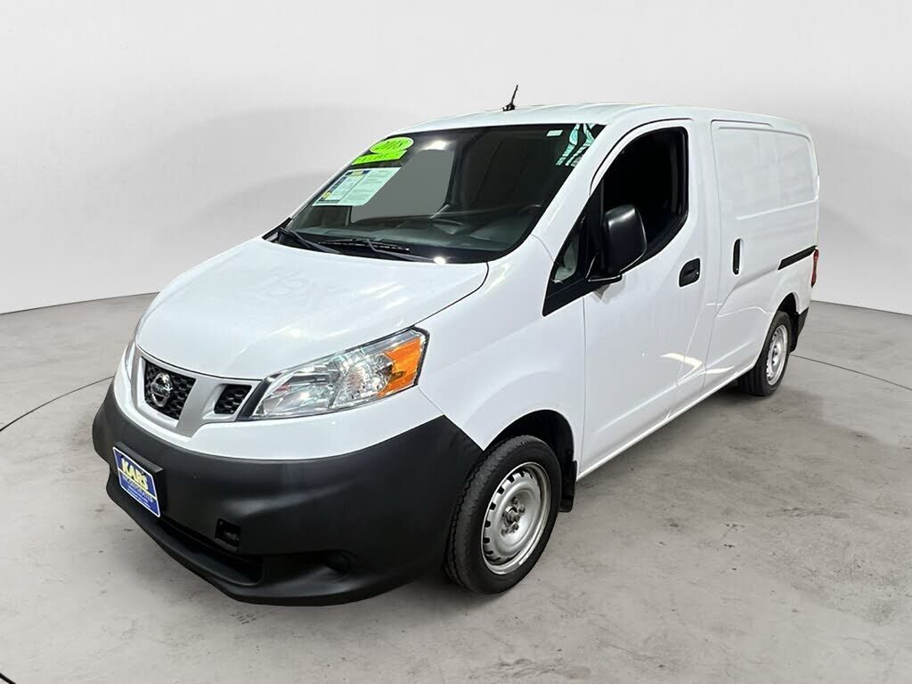 2018 NISSAN NV200