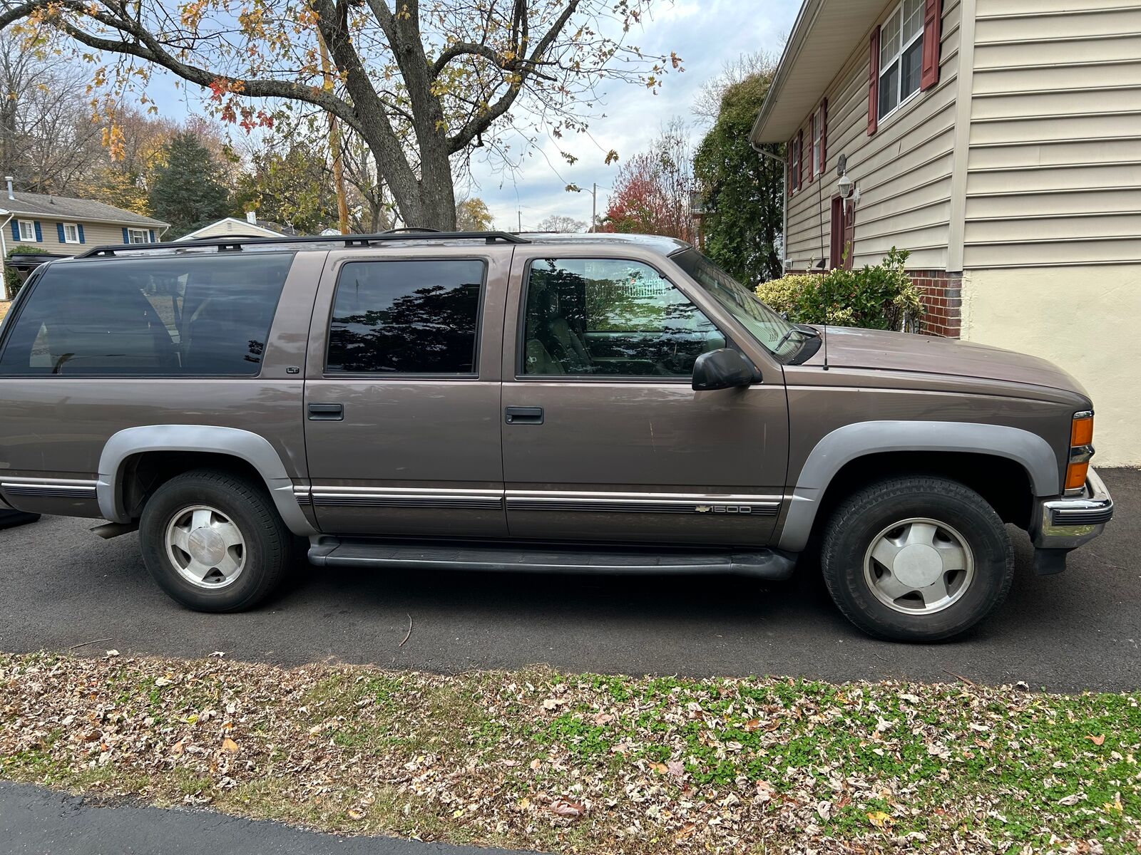 Chevrolet Suburban