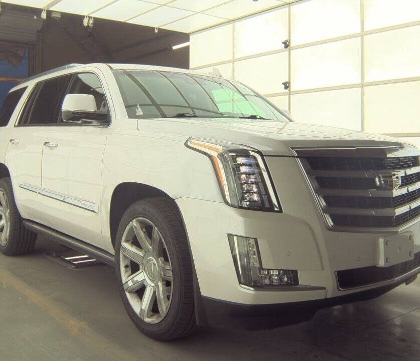 2016 CADILLAC Escalade