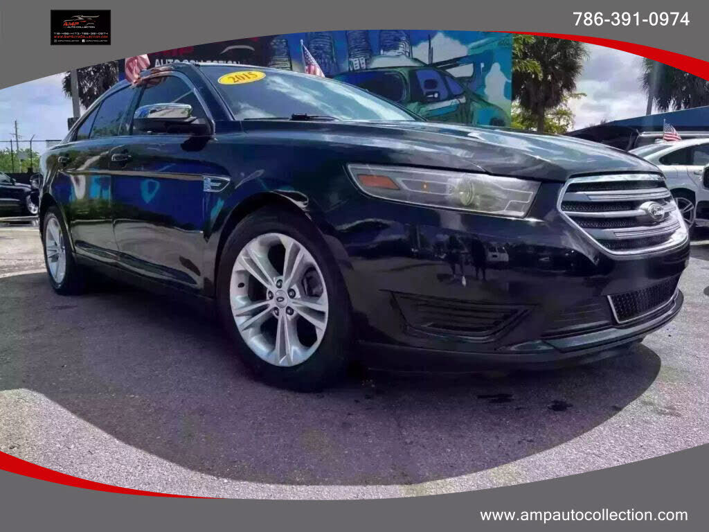 2015 FORD Taurus