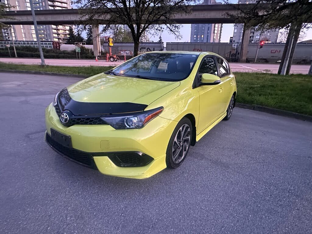 Toyota COROLLA iM