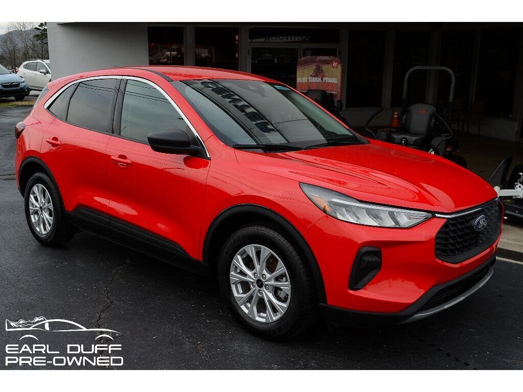2024 FORD Escape