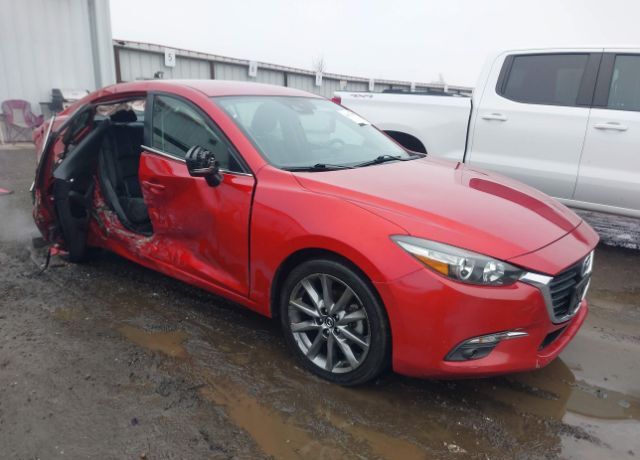 2018 MAZDA Mazda3