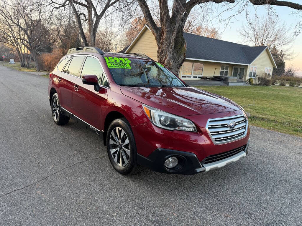 2015 SUBARU Outback
